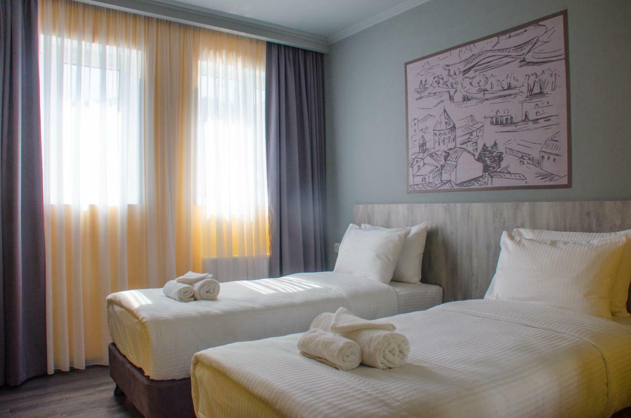 Atoneli Hotel Tbilisi Exterior photo